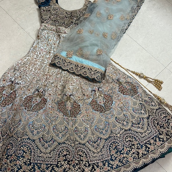 Lehenga - Picture 3 of 5